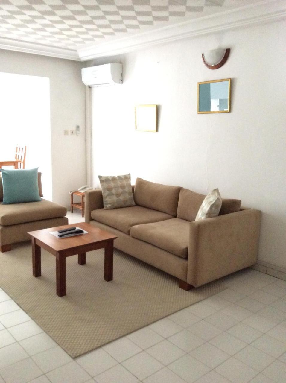 Residence Le Flamboyant Abidjan Esterno foto