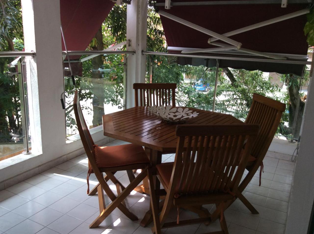 Residence Le Flamboyant Abidjan Esterno foto
